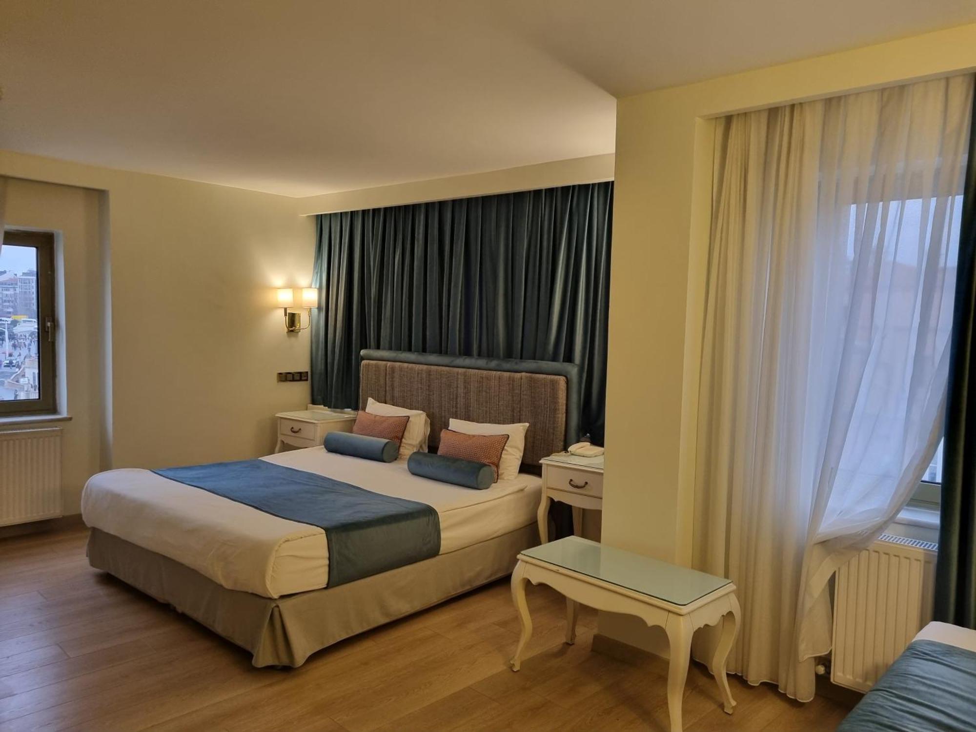 Taximtown Hotel — الصور 2